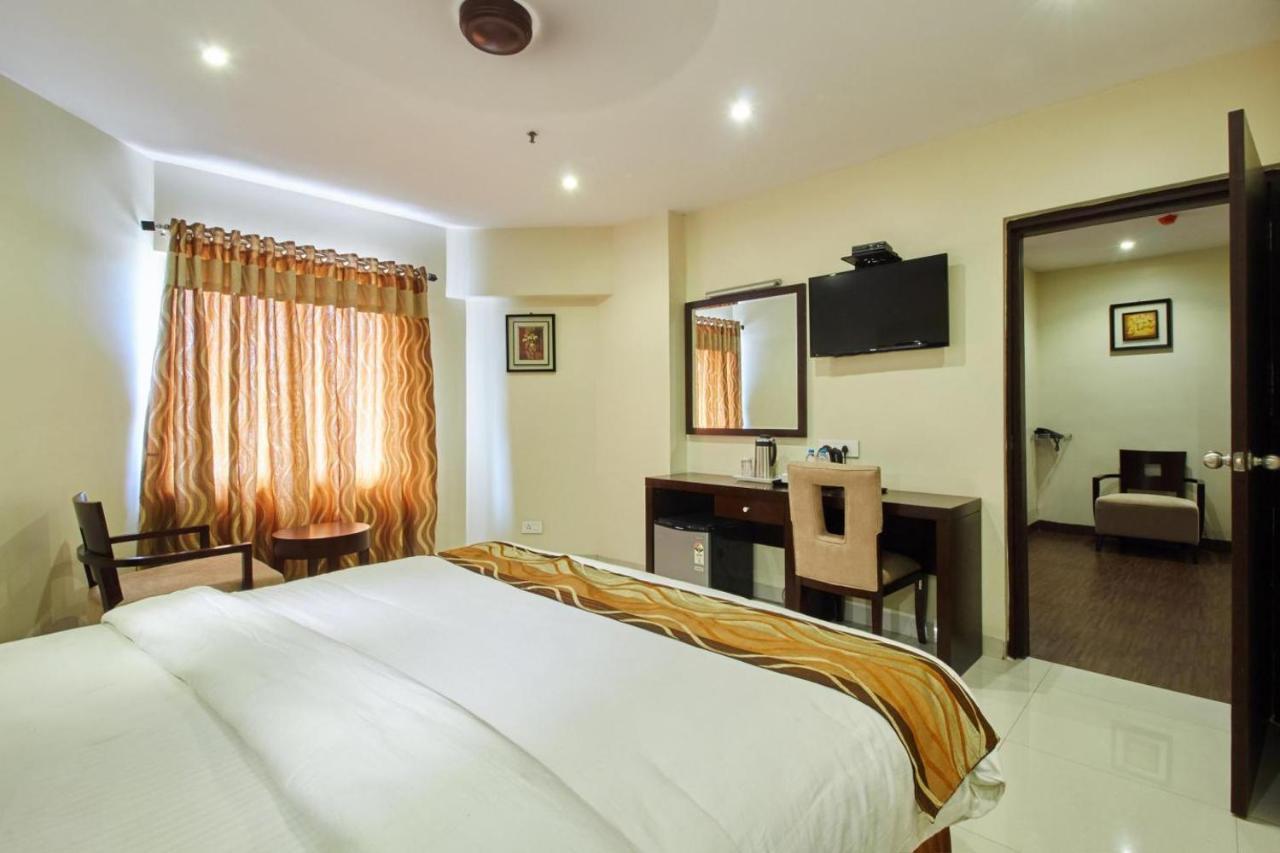 Krishna Residency Hotel Vijayawāda Eksteriør billede