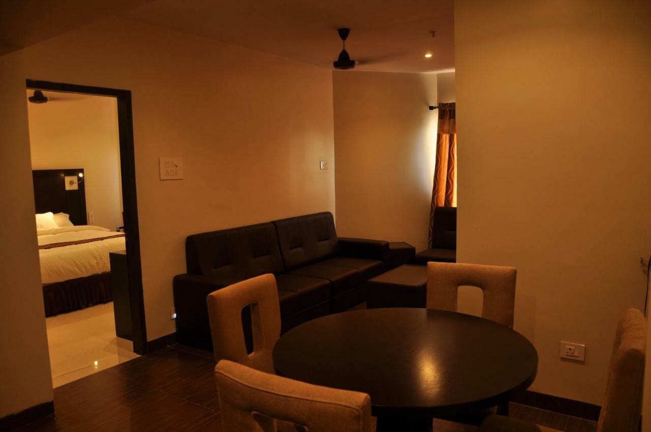 Krishna Residency Hotel Vijayawāda Eksteriør billede